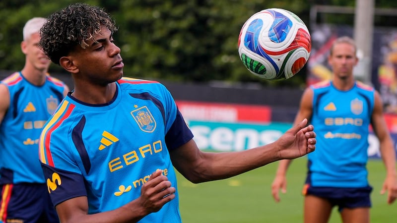 El atacante español Lamine Yamal durante un entrenamiento previo al Mundial, el sábado 6 de...
