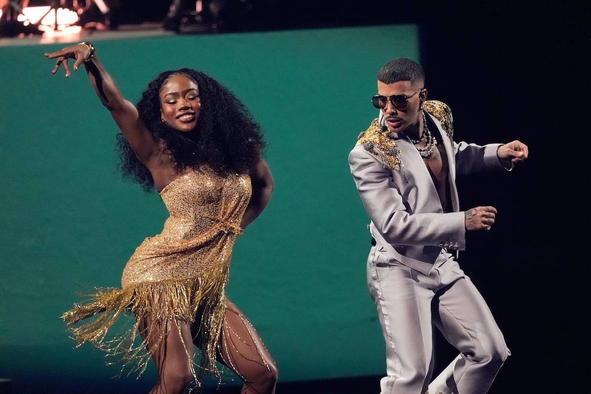 preloaded gallery image