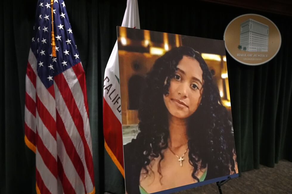 Una foto de Celeste Rivas Hernandez se exhibe el lunes 20 de abril de 2026 en Los Ángeles,...
