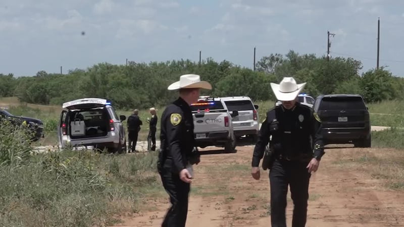 Trabajador halla cadáver en avanzado estado de descomposición entre la maleza. Sheriff cree...
